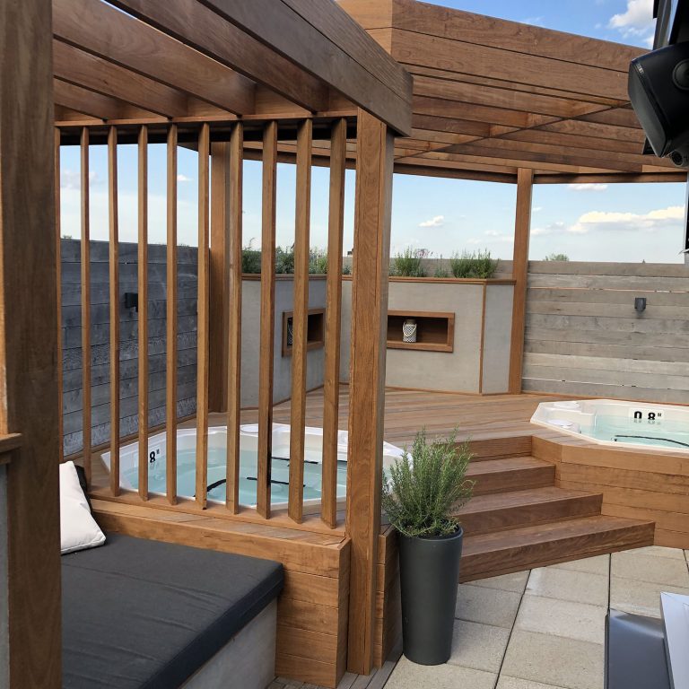 Réalisation d'un Spa sur le toit par Covem Construction